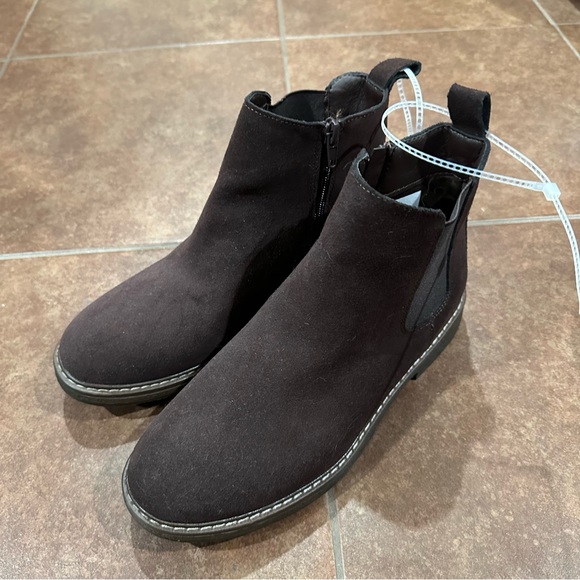 Steve Madden Ashher Oskar Brown Chelsea Boots - Picture 3 of 8